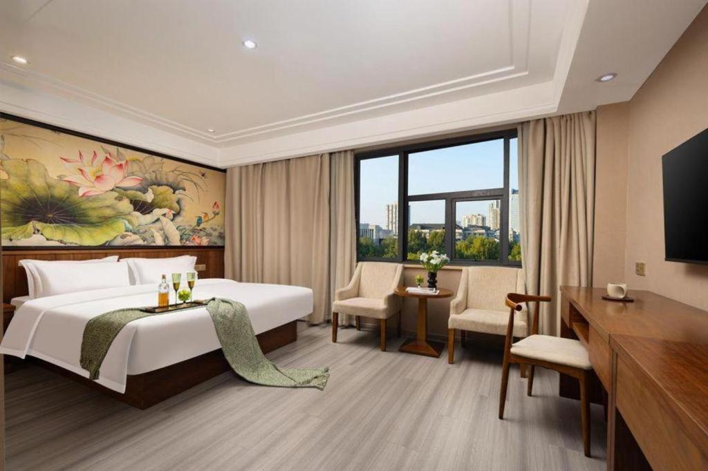 Kaibin International Hotel Csingtöcsen Kültér fotó